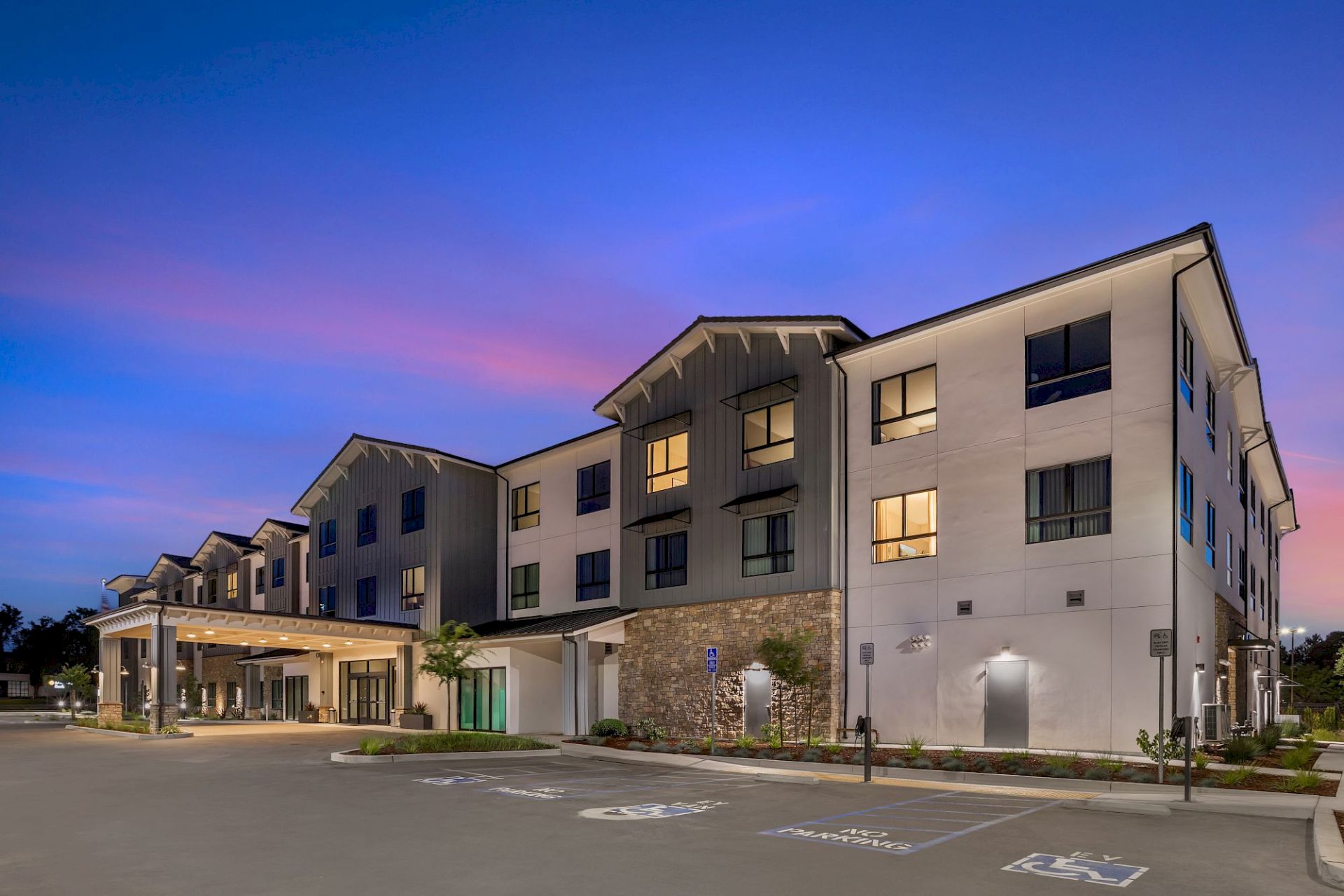 Cambria Hotel Templeton - Paso Robles