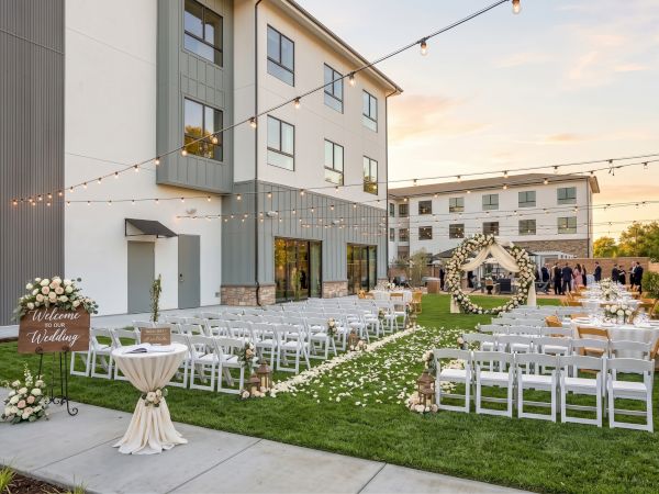 Outdoor wedding venue in Paso Robles